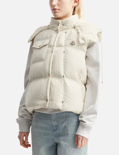 Moncler Pario Hooded Down Gilet
