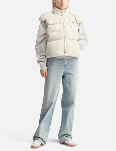 Moncler Pario Hooded Down Gilet