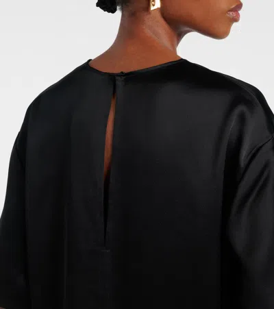 Leset Barb Satin T-shirt In Black