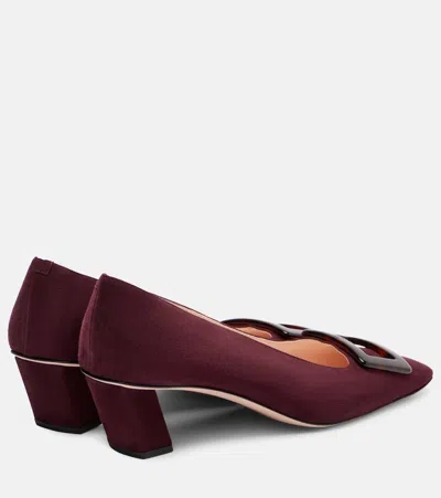 Roger Vivier Beautiful Vivier Suede Pumps In Burgundy
