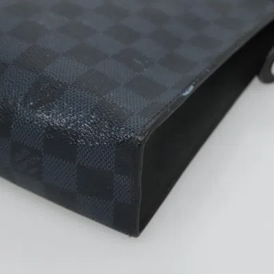 Pre-owned Louis Vuitton Pochette Voyage Black Canvas Clutch Bag ()