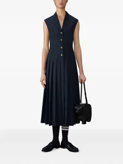 Thom Browne Sleeveless Pleated Dress In Black
