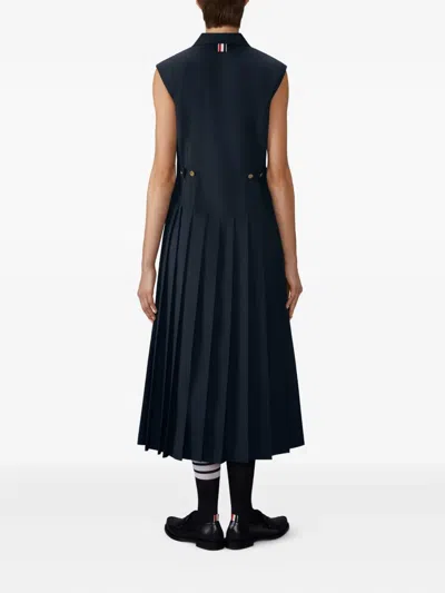 Thom Browne Sleeveless Pleated Dress In Black