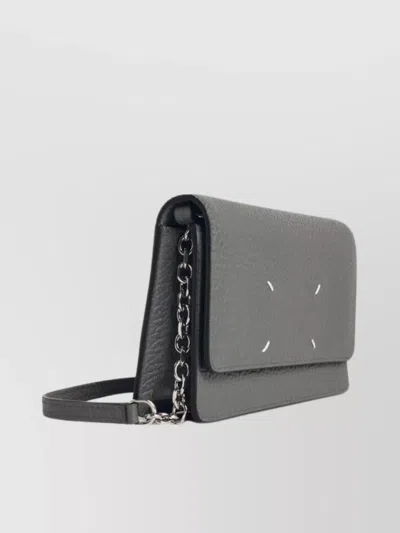 Maison Margiela Four Stitches Wallet With Chain In Pebble Grey Leather In Gray
