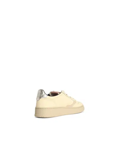 Autry 'medalist Low' Silver And Powder Leather Sneakers In Beige