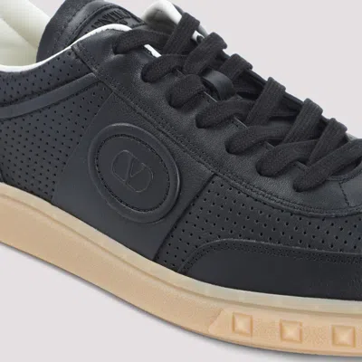 Valentino Upvillage Low-top Sneakers In Black