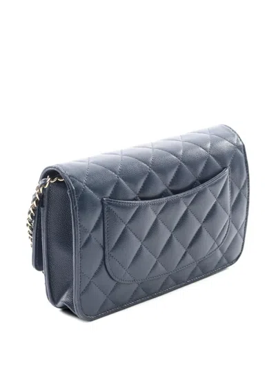 Pre-owned Chanel 2021 Caviar-leather Chain Wallet In Blue
