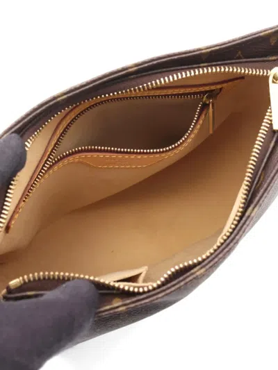 Pre-owned Louis Vuitton 2001 Looping Mm Shoulder Bag In Brown