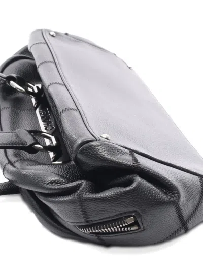 Pre-owned Chanel 2004-2005 Chocolate Bar Shoulder Bag In Black
