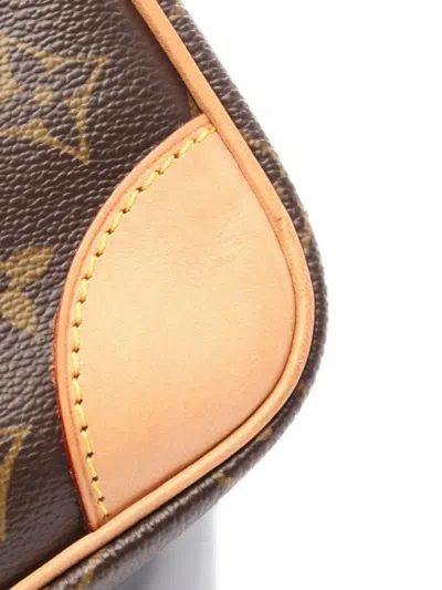 Pre-owned Louis Vuitton 2005 Nil Shoulder Bag In Brown