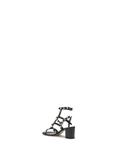 Valentino Garavani Garavani Rockstud 60 Leather Sandals In Black