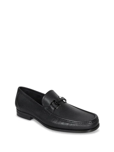 Ferragamo Grained Leather Gancini Loafers In Black