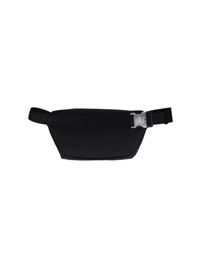 Burberry Orkney Pouch In Black