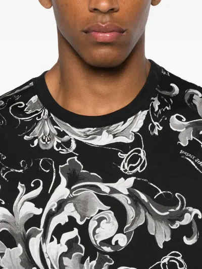 Versace Jeans Couture T-shirt With Baroque Print In Black