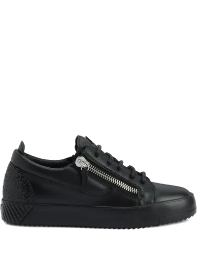 Giuseppe Zanotti Gail Zip-detail Glitter Low-top Sneakers In Black