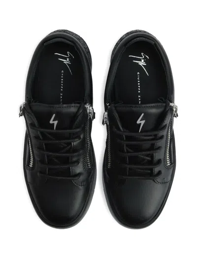 Giuseppe Zanotti Gail Zip-detail Glitter Low-top Sneakers In Black