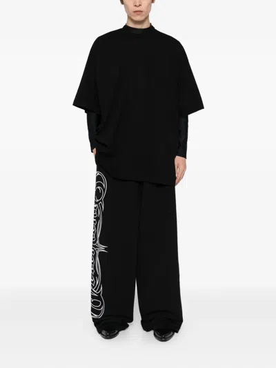Vetements Printed Trousers In Black