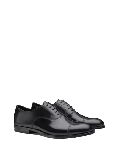 Doucal's Black Leather Oxford