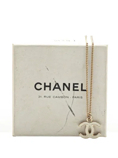Pre-owned Chanel 2006 Gold Plated Enamel Cc Pendant Necklace Costume Necklace