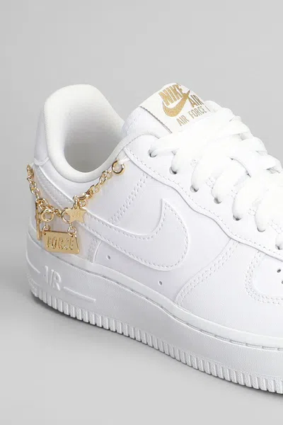 Nike Air Force 1 07  In White