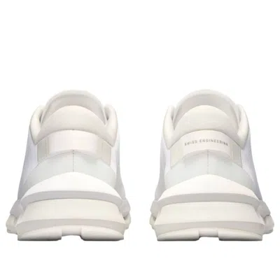 On Running (wmns)  Cloudzone 'triple White'