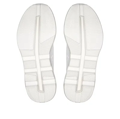 On Running (wmns)  Cloudzone 'triple White'