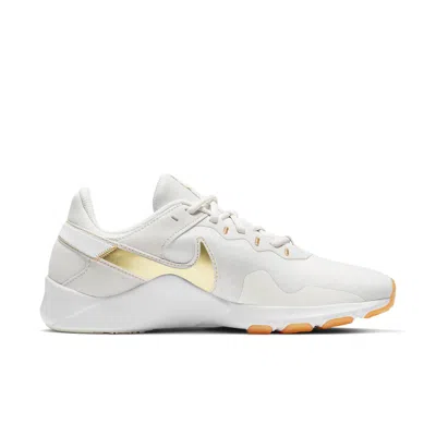 Nike (wmns)  Legend Essential 2 Shoes For White/golden