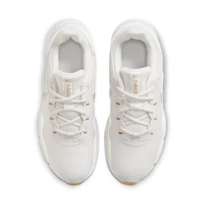 Nike (wmns)  Legend Essential 2 Shoes For White/golden