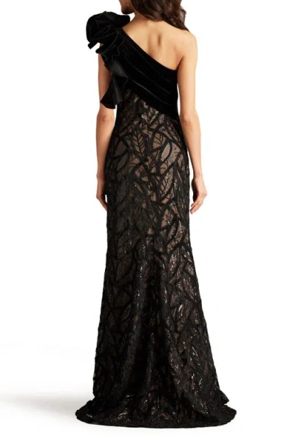 Tadashi Shoji Flower Detail Sequin Lace One-shoulder Gown