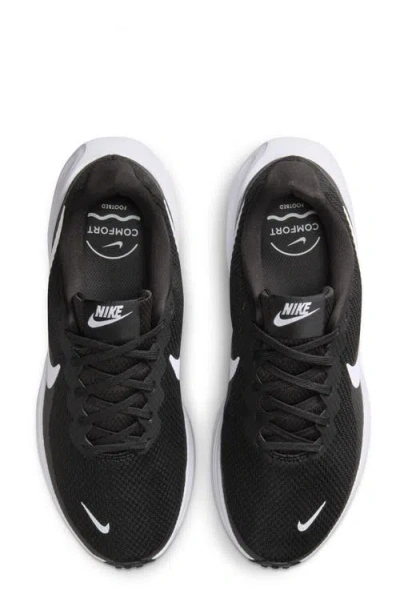 Nike Revolution 8 Running Shoe In Black