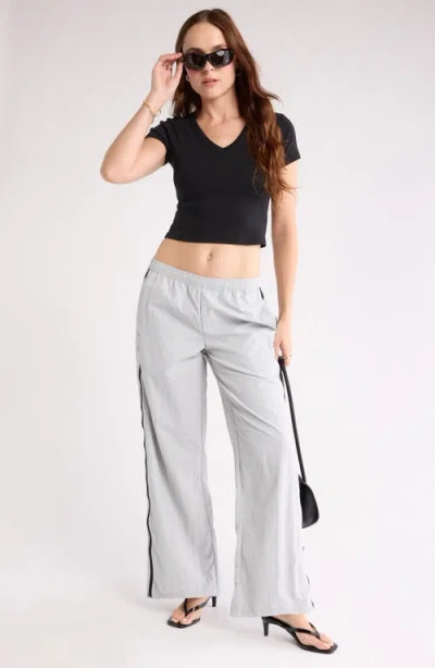 Abound Cropped V-neck Tee In Black