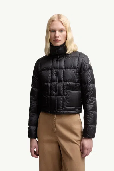 Moncler Jarcieu Braided Trim Short Down Jacket In Black