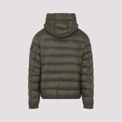 Moncler Insulated Lightweight Waistcoat With Silhouette In Green