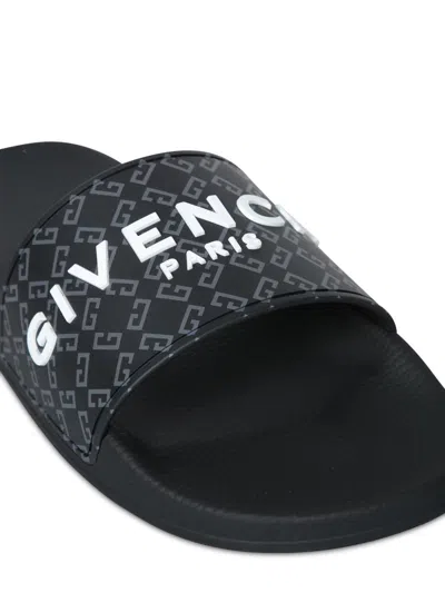 Givenchy Sandalo Slide Con Logo In Black