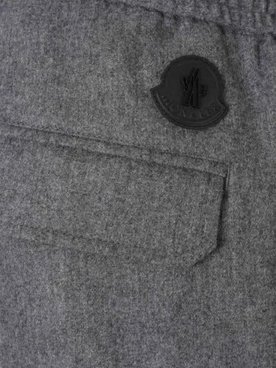 Moncler Logo Patch Drawstring Pants In Gray