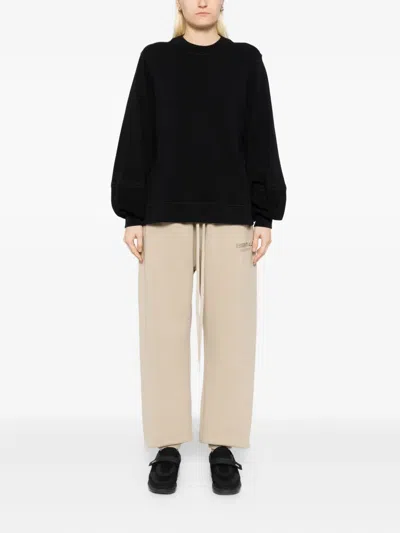 Essentials Classic Fleece Sweatpant In Neutral