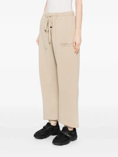Essentials Classic Fleece Sweatpant In Neutral