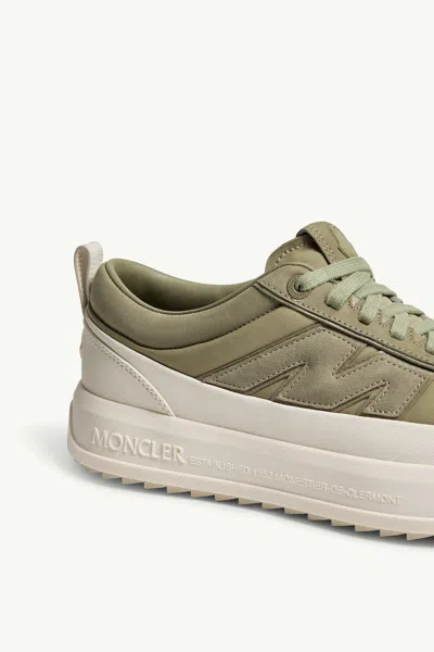 Moncler Sneakers En Nubuck Et Daim Altive In Green