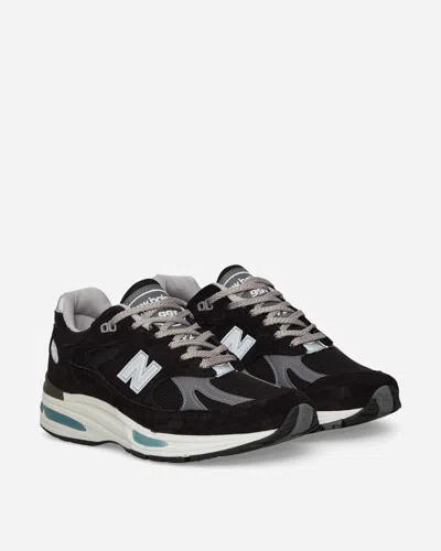 New Balance Black And Grey Suede-mesh Sneakers With Cushioned Sole In Black