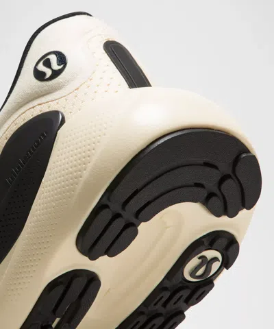 Lululemon Women's Beyondfeel Running Shoe