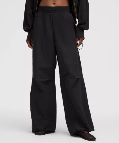 Lululemon Crinkle Nylon Relaxed Parachute Pant