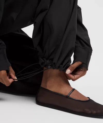 Lululemon Crinkle Nylon Relaxed Parachute Pant