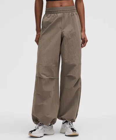 Lululemon Crinkle Nylon Relaxed Parachute Pant