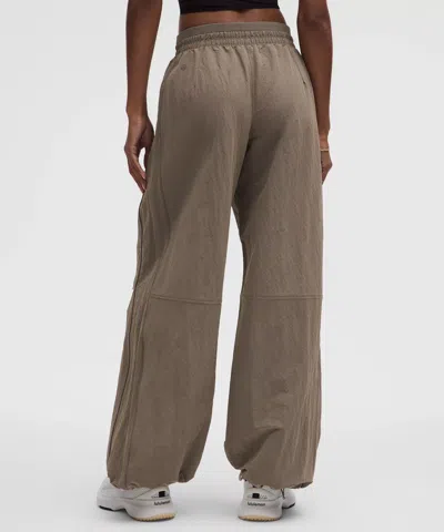 Lululemon Crinkle Nylon Relaxed Parachute Pant