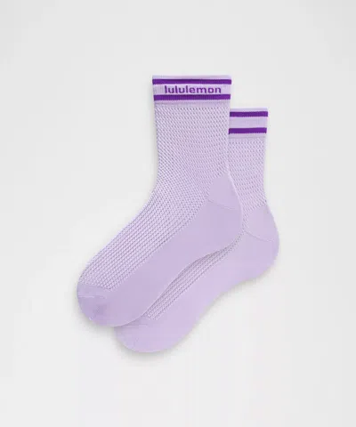 Lululemon Unisex Open Knit Quarter Socks