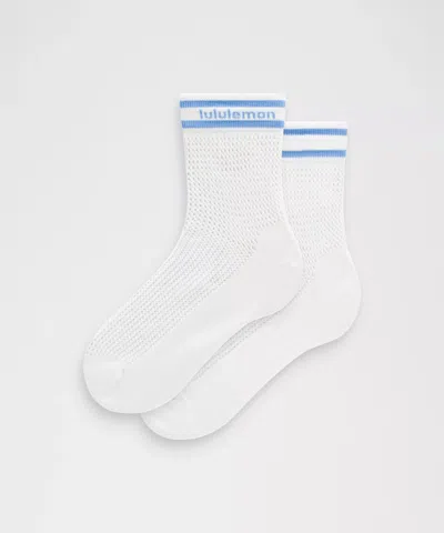 Lululemon Unisex Open Knit Quarter Socks