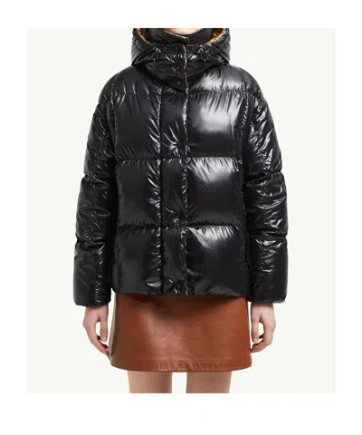 Moncler Parana Hooded Short Down Jacket