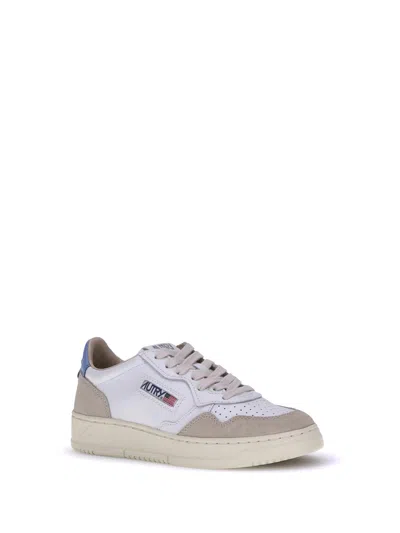 Autry Medalist Low Sneakers In White