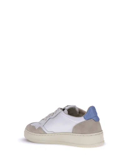Autry Medalist Low Sneakers In White