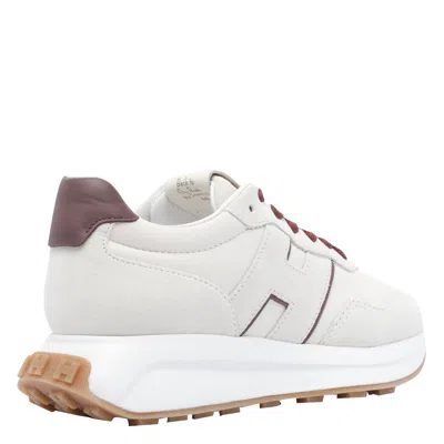 Hogan Low Top Sneakers Sole Contrasting